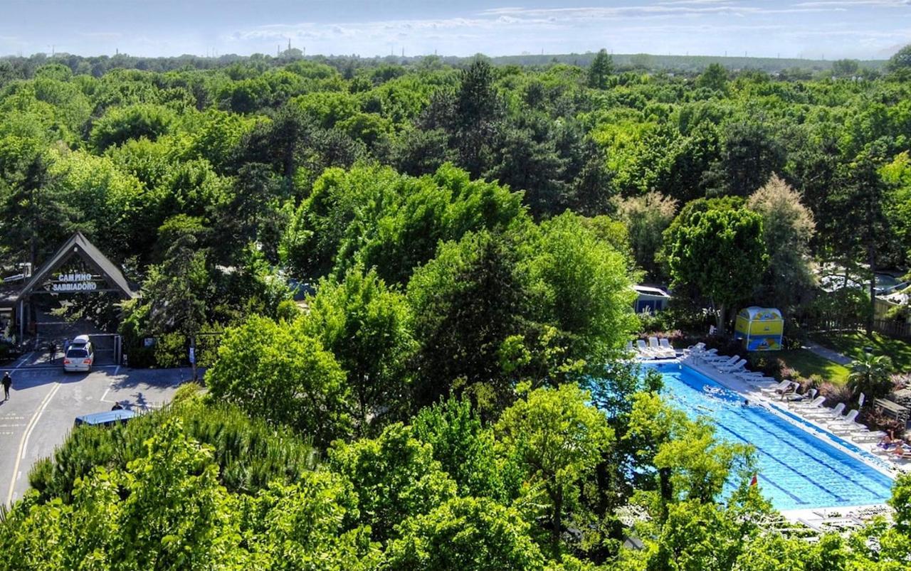 Olaszelmeny Beach Caravans Lignano Sabbiadoro Exterior photo